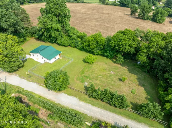 Greenback, TN 37742,460 Lee Shirley Rd