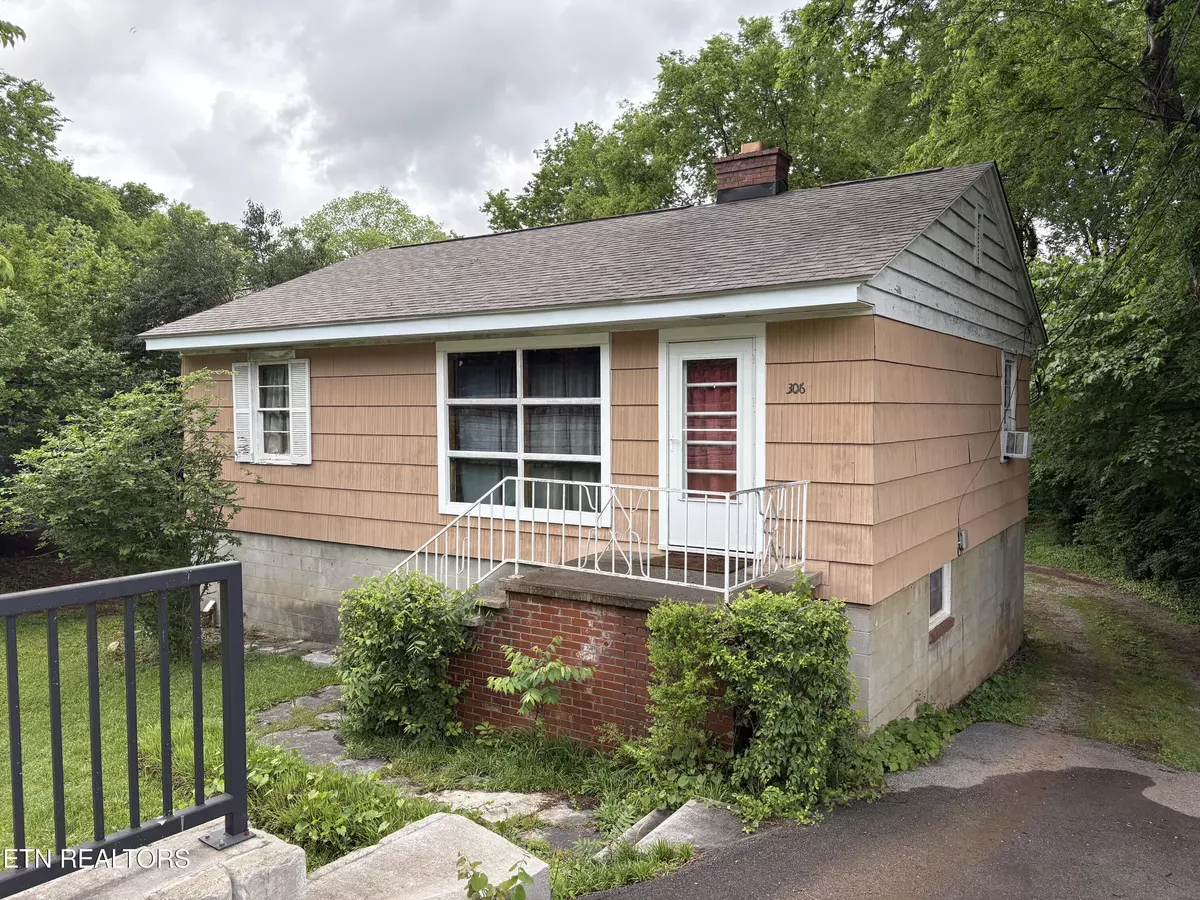 Maryville, TN 37803,306 Cedar St