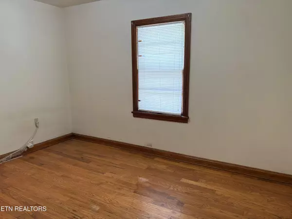 Maryville, TN 37803,306 Cedar St