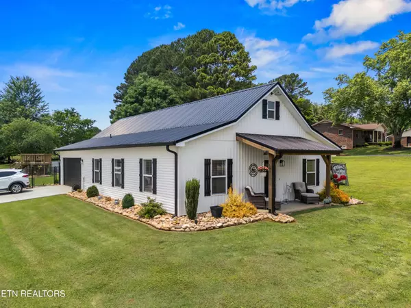 Dandridge, TN 37725,664 Victoria DR