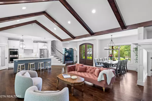 Louisville, TN 37777,3432 Lanyard LN