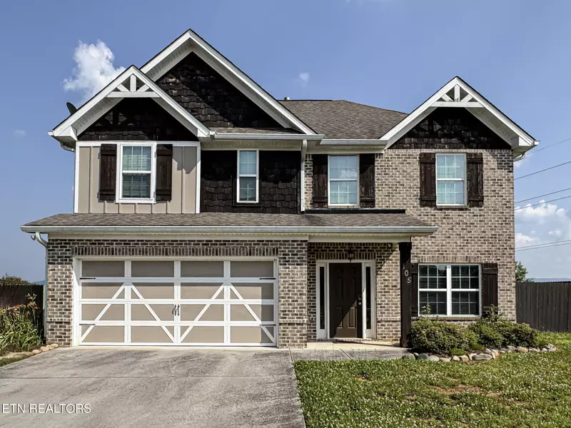 105 Ollies St, Maryville, TN 37804