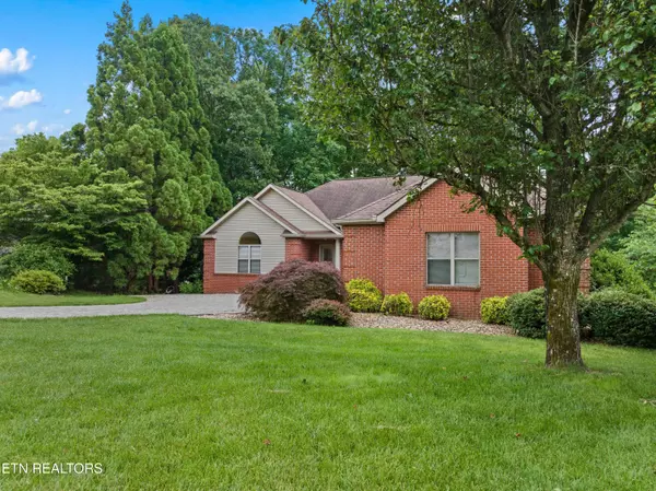 Loudon, TN 37774,117 Tahlequah LN