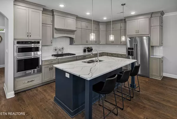 Lenoir City, TN 37772,225 Cedar Branch Tr