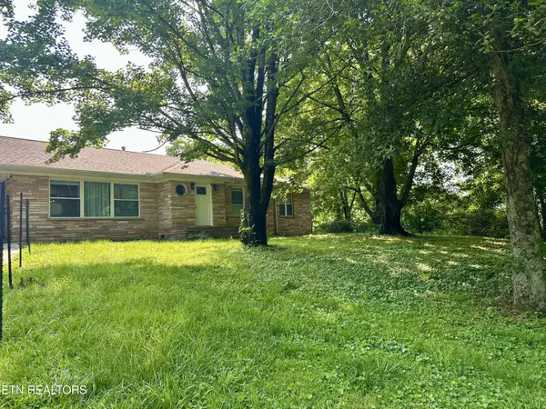 Oliver Springs, TN 37840,306 Tri County Blvd