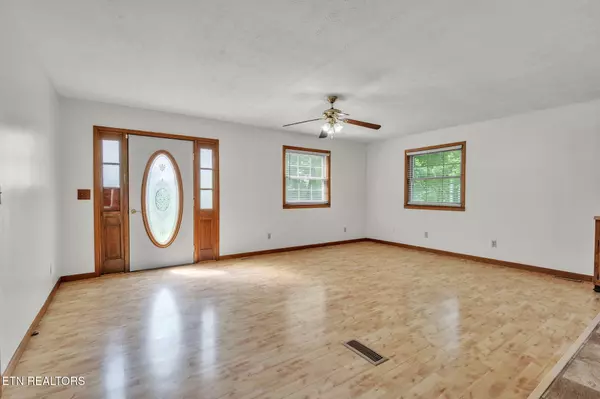 Caryville, TN 37714,131 Shady LN