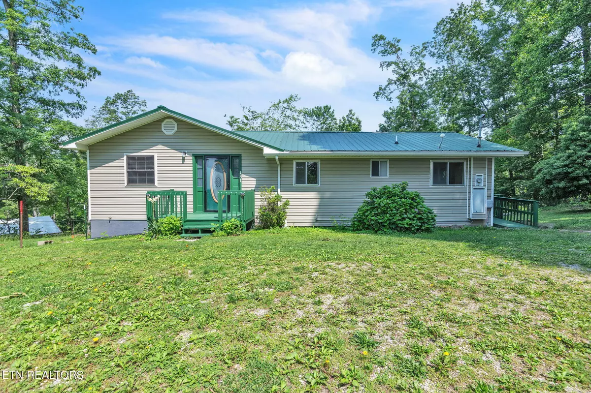 Caryville, TN 37714,131 Shady LN