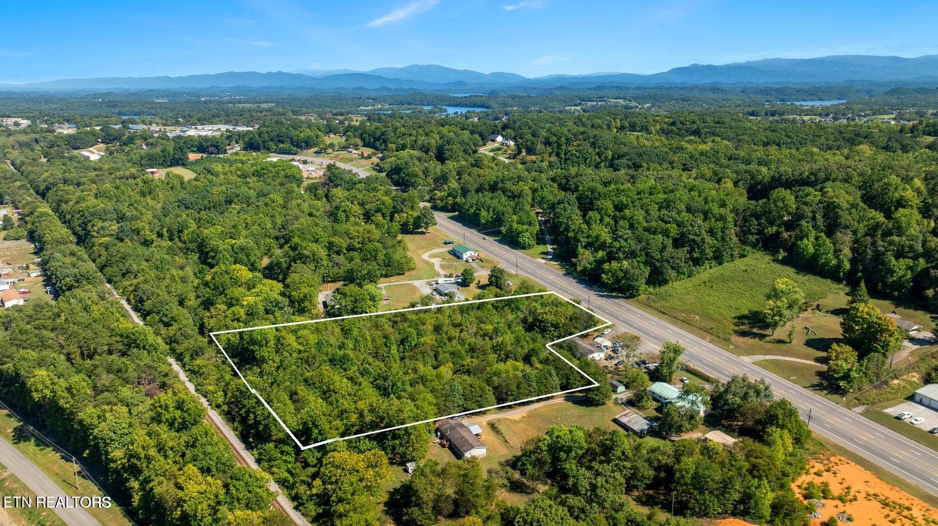 Vonore, TN 37885,1516 Highway 411