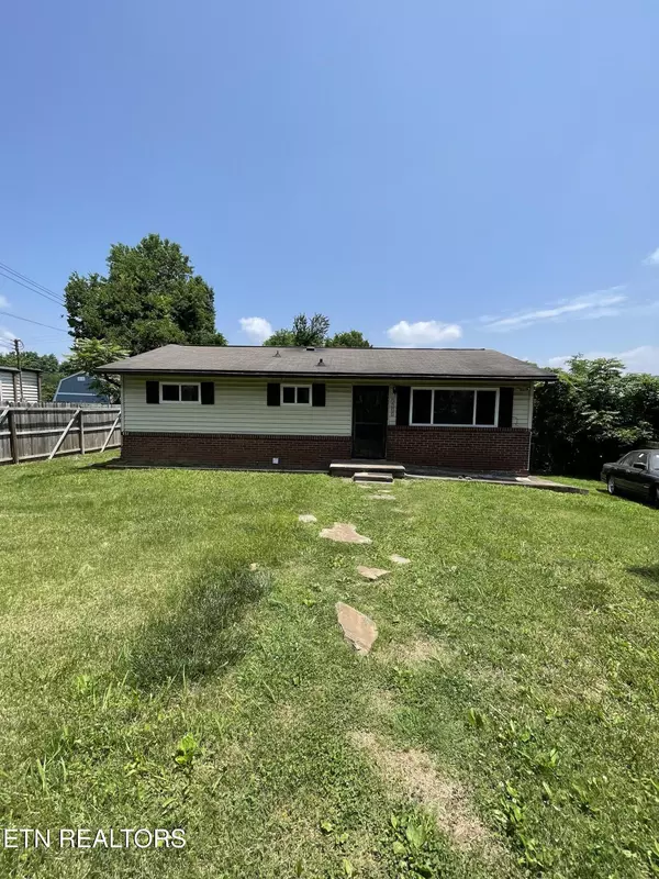 Knoxville, TN 37920,2632 Dexter LN