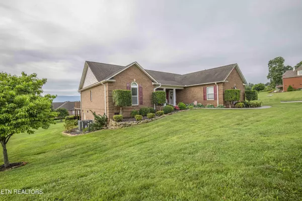 Seymour, TN 37865,740 Deep Woods LN