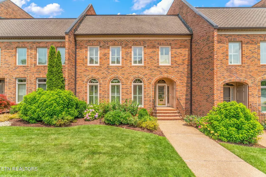 3340 Kingston PIKE #10, Knoxville, TN 37919