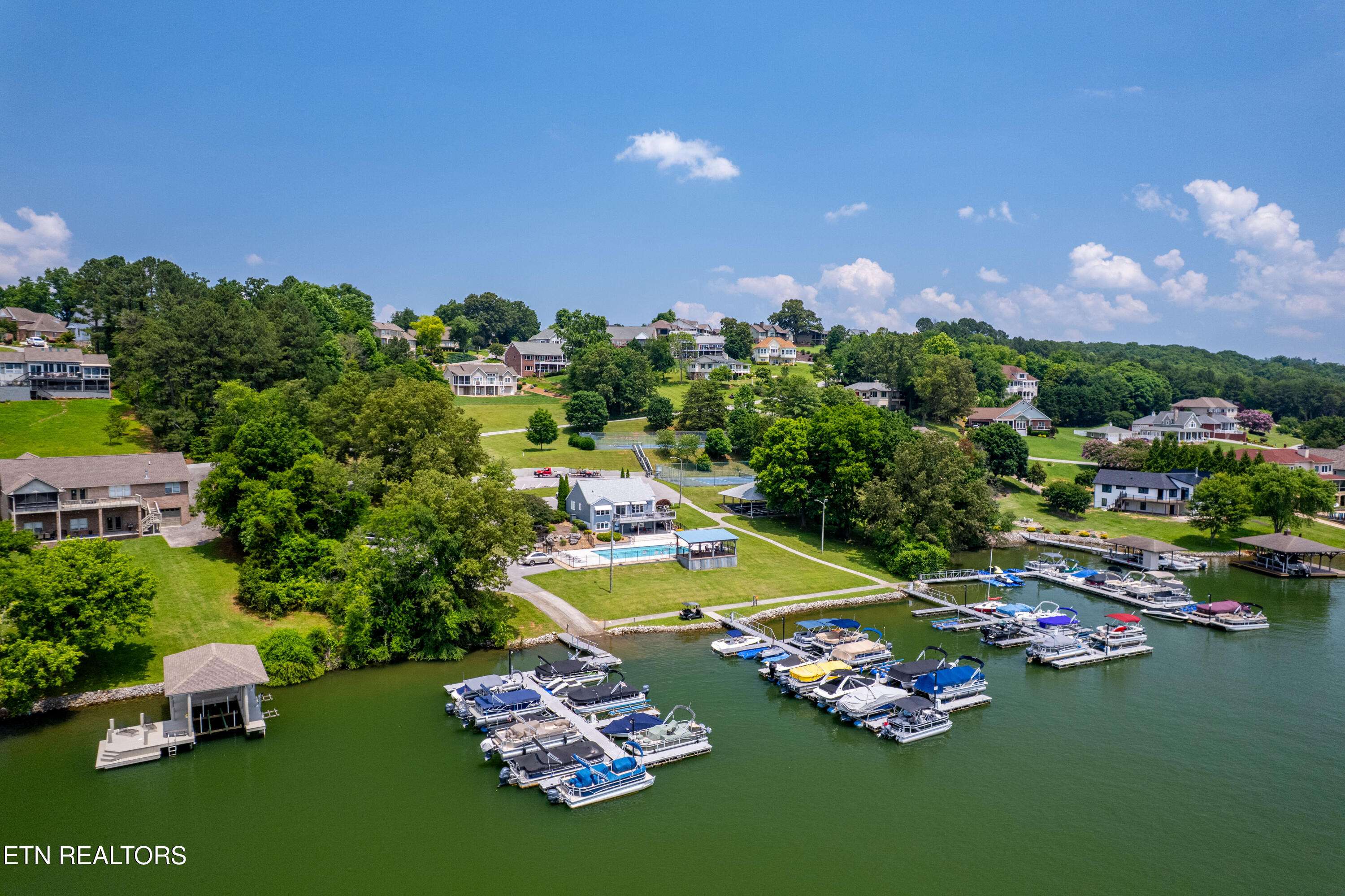 Greenback, TN 37742,119 Pointe Summit DR