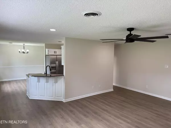 Maryville, TN 37803,1414 Peabody DR