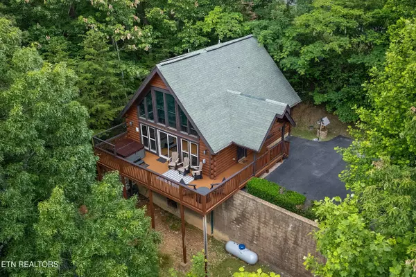 Sevierville, TN 37862,3064 Clear Fork Rd