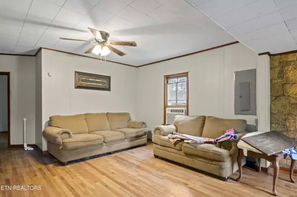 Lafollette, TN 37766,138 Bethlehem LN