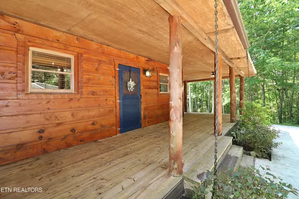 Oneida, TN 37841,495 Bear Hollow Rd