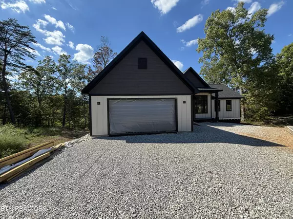 Jacksboro, TN 37757,300 Bluff TRCE