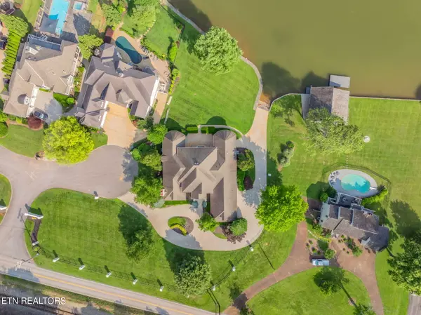 Knoxville, TN 37922,920 Harbor Pointe WAY