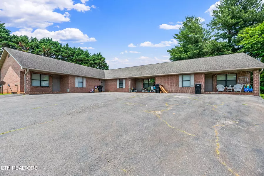 2249 Hardin LN, Seymour, TN 37865
