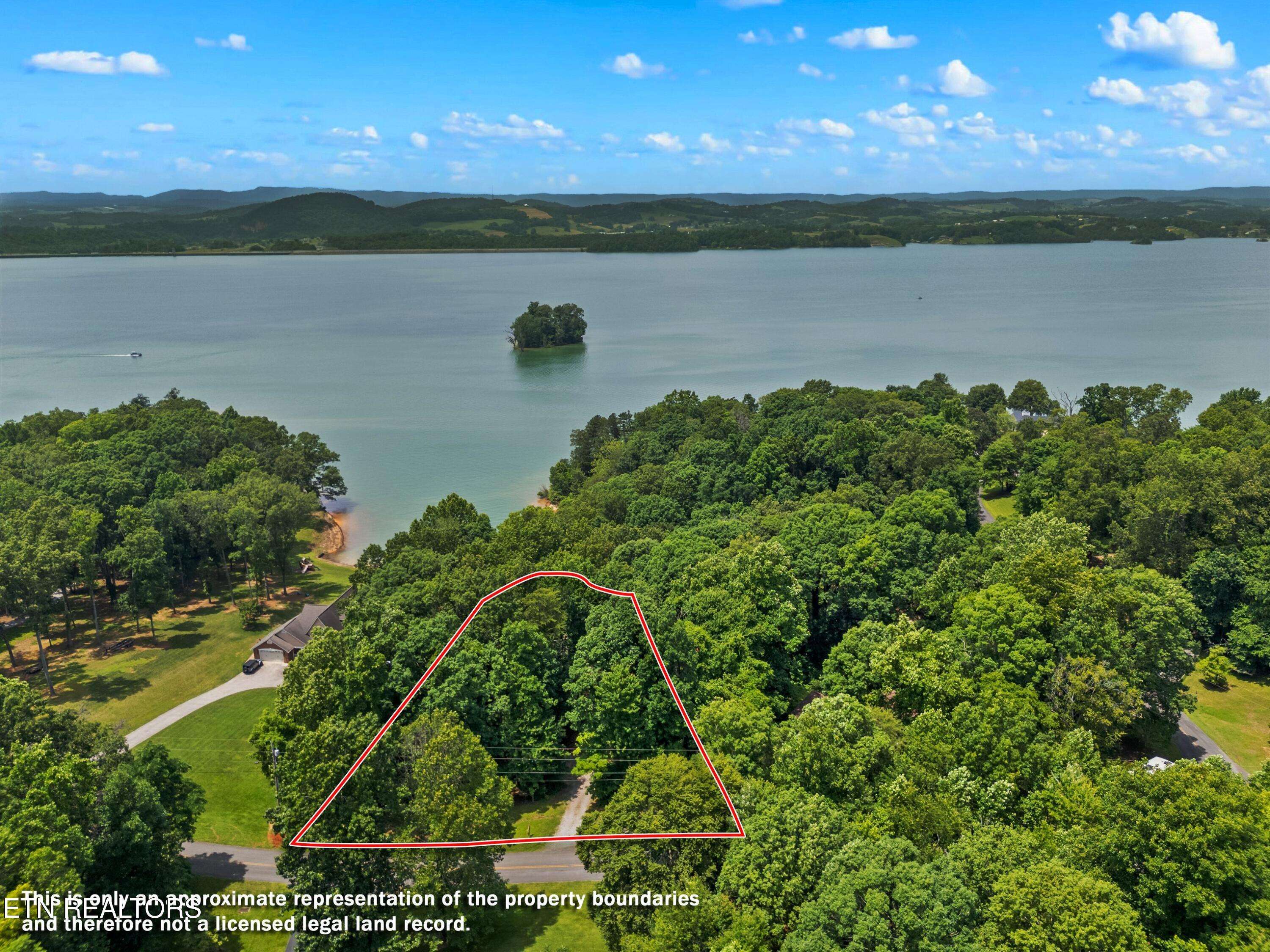 Jefferson City, TN 37760,487 Heather Brook DR