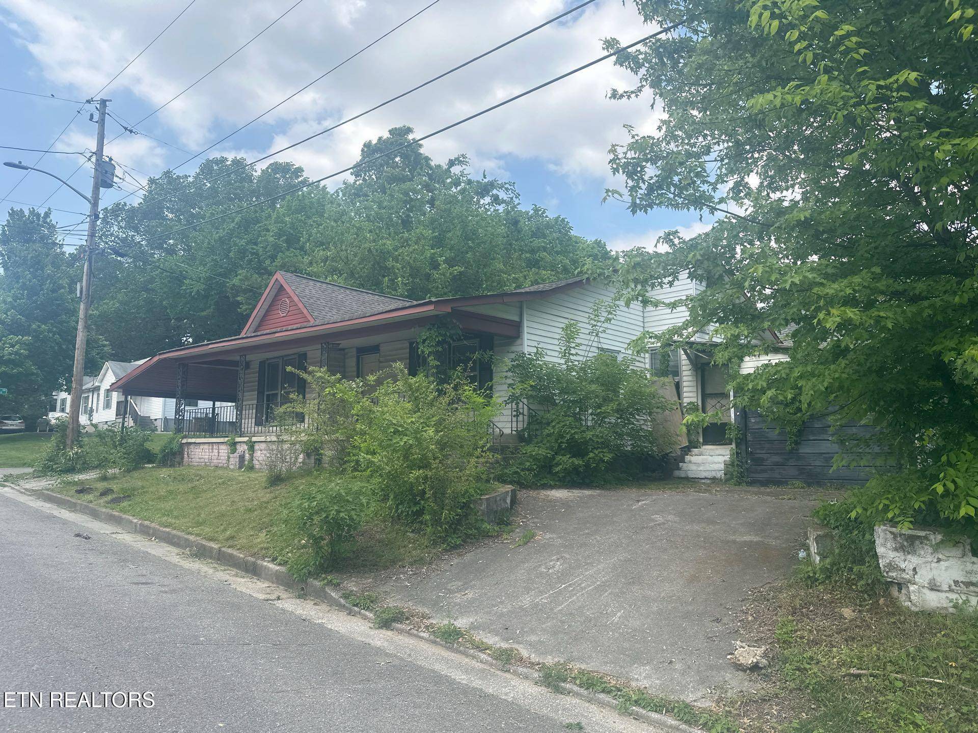 Knoxville, TN 37921,1621 Wallace St
