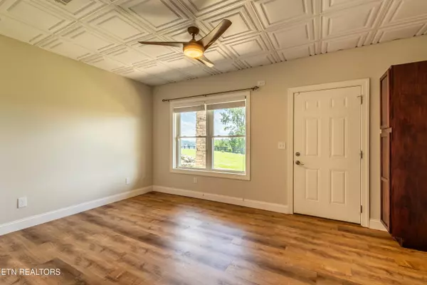 Bean Station, TN 37708,143 Sunset LN