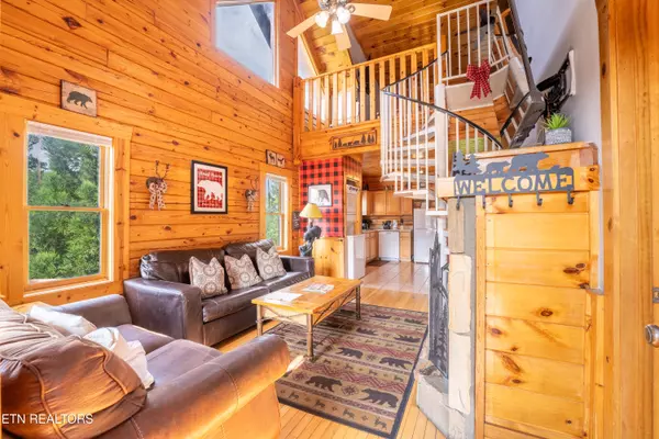 Pigeon Forge, TN 37863,407 Big Bear WAY