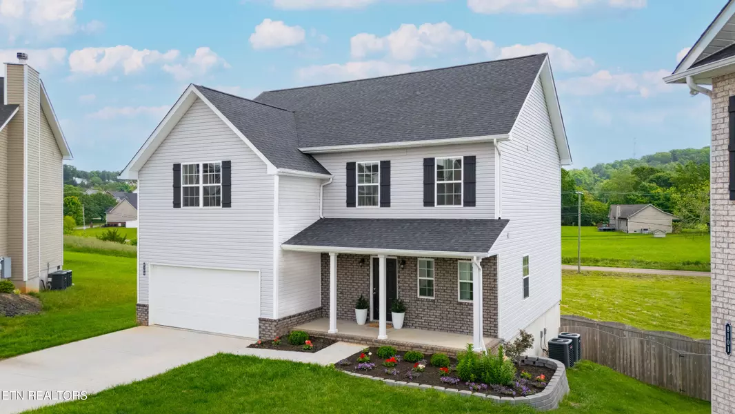 8104 Equinox LN, Powell, TN 37849