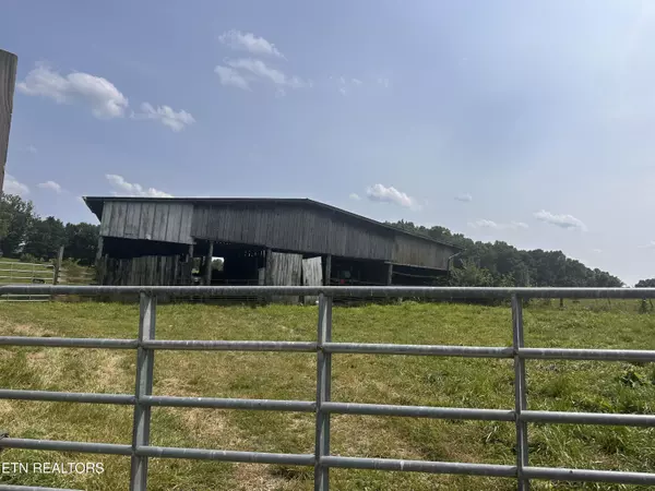 Rose Hill, VA 24281,187 Van Huss Rd