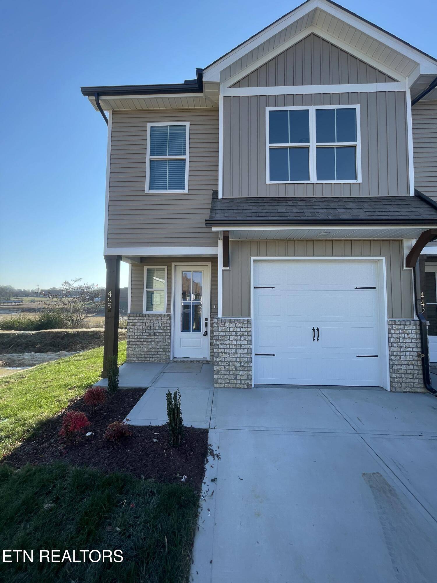 452 Judson WAY, Lenoir City, TN 37771
