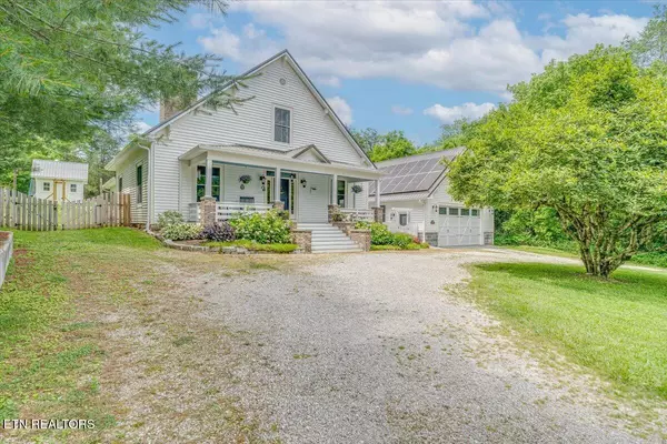 1029 Providence Rd, Cumberland Gap, TN 37724