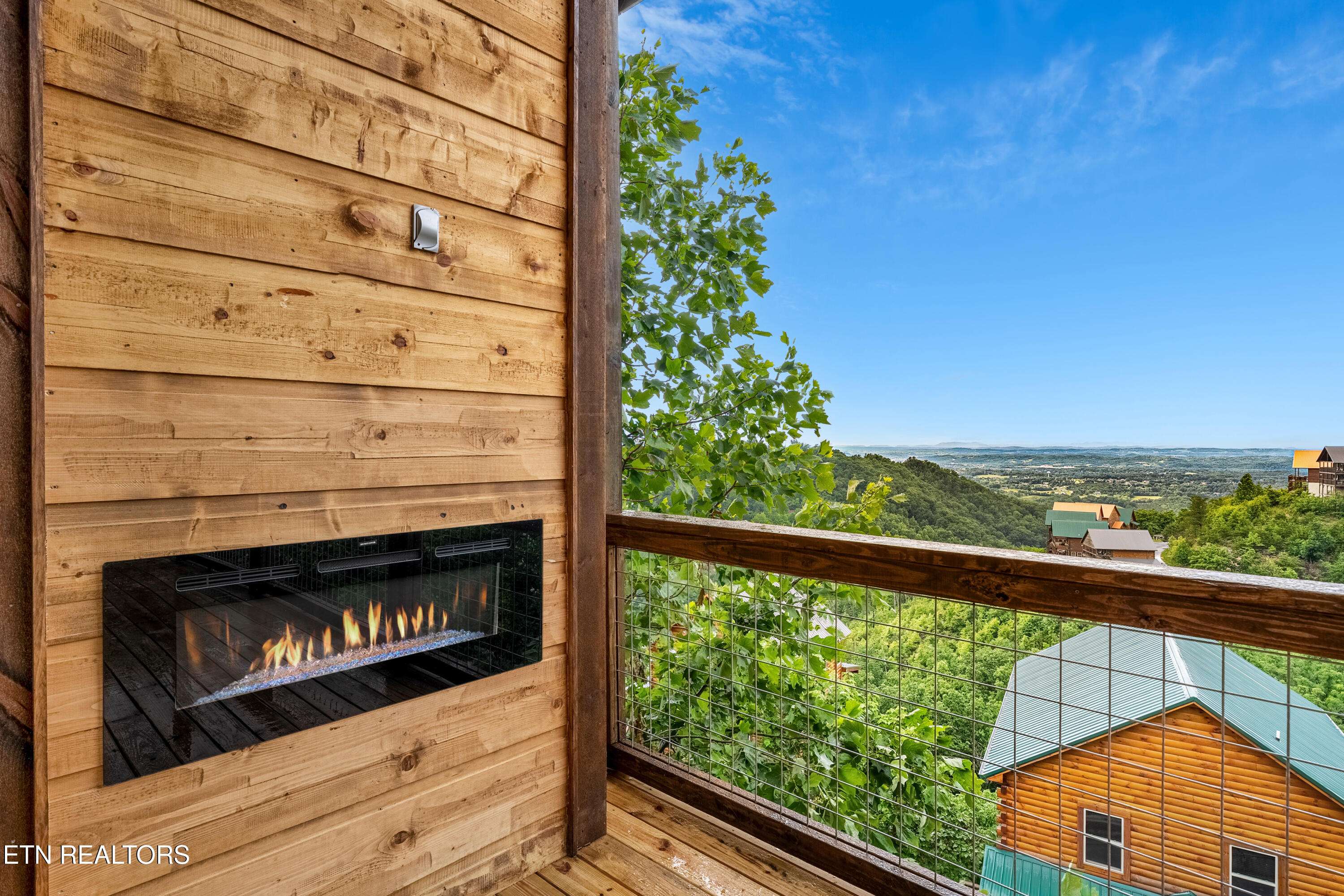 2251 Fox Berry WAY, Sevierville, TN 37876