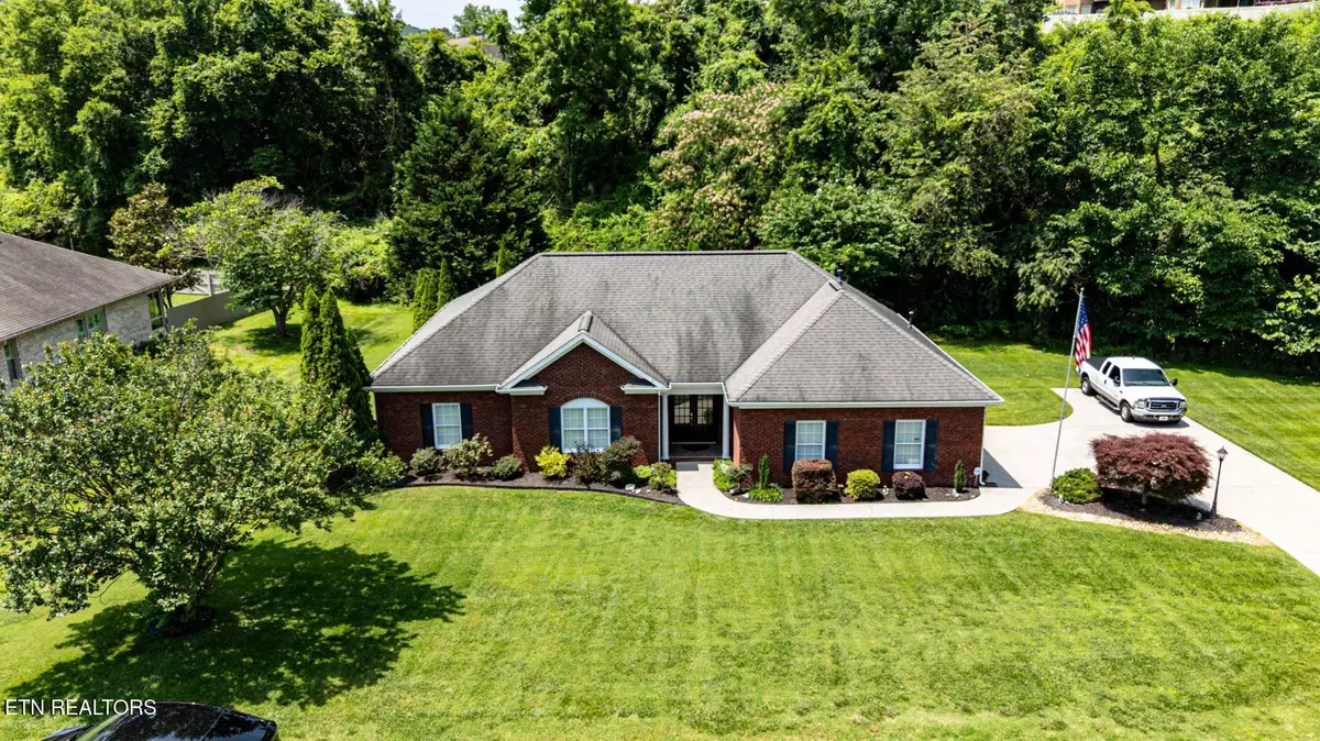 Clinton, TN 37716,425 Mariner Point DR