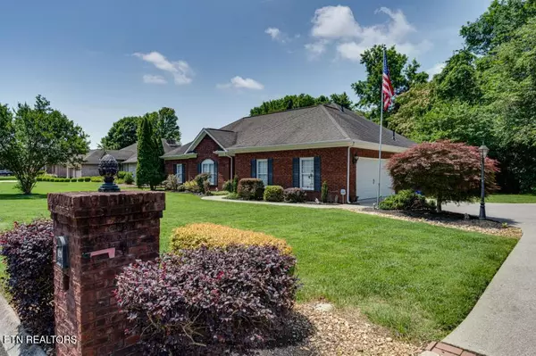 Clinton, TN 37716,425 Mariner Point DR