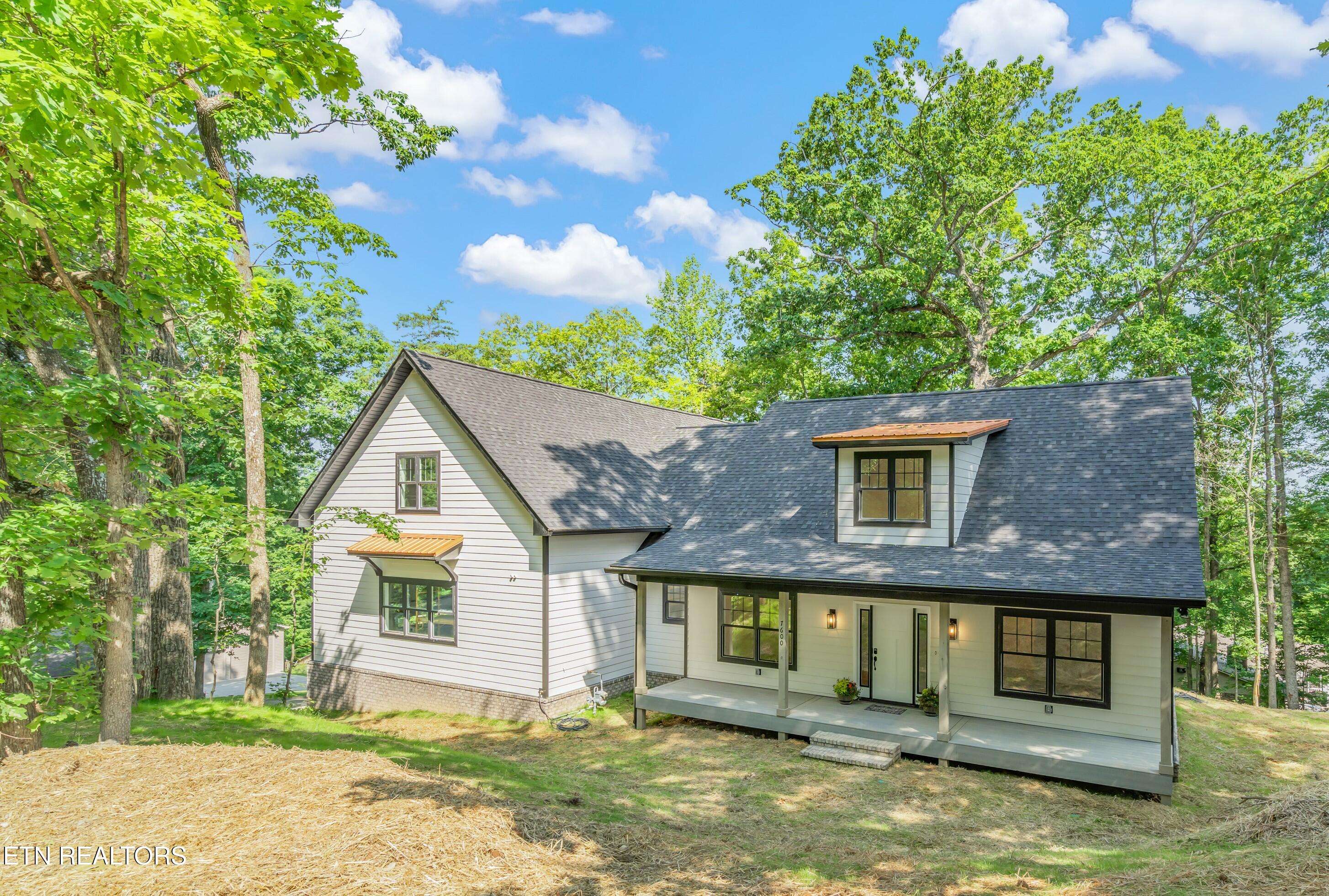 7600 Gynevere DR, Knoxville, TN 37931