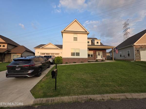 6312 Knightsboro Rd, Knoxville, TN 37912