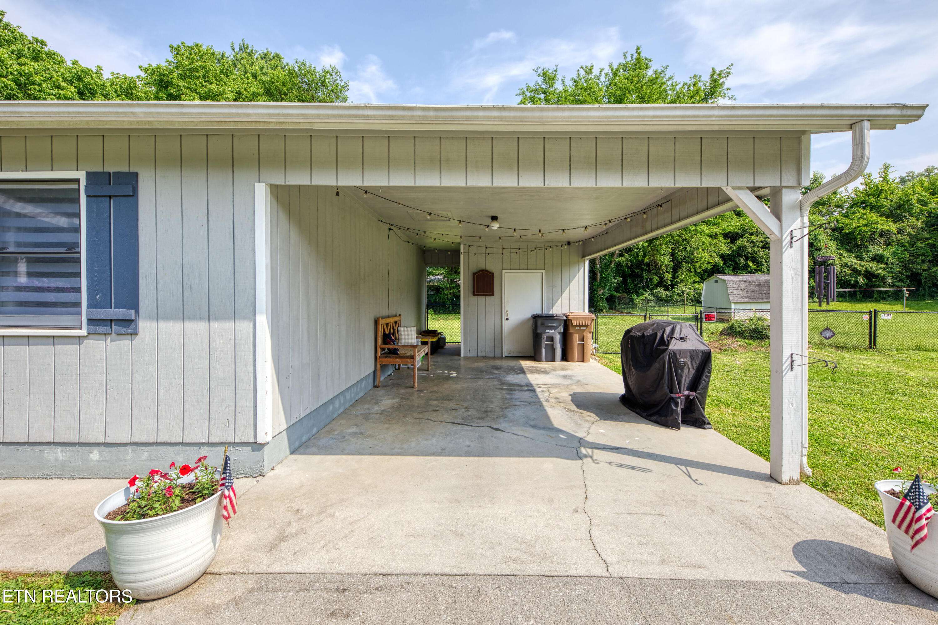 Knoxville, TN 37914,4318 Sparrow DR