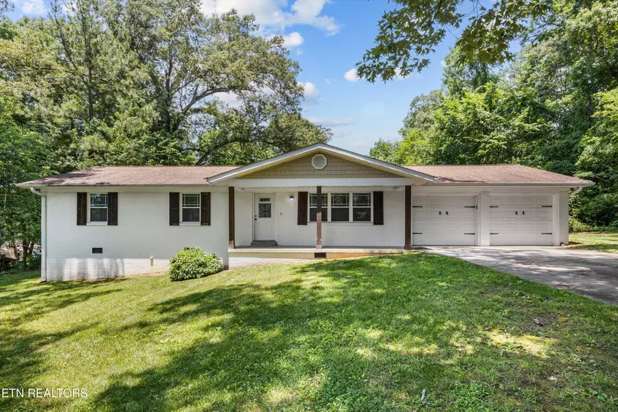 1919 Hansard LN, Knoxville, TN 37920