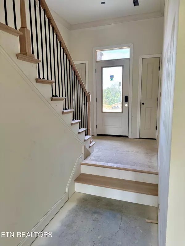 Knoxville, TN 37932,2135 Lantern Park LN