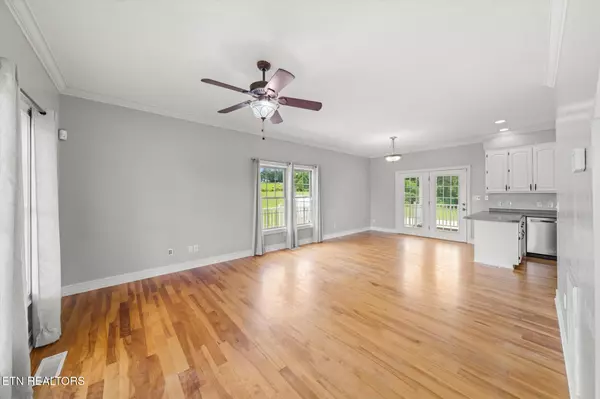 Greenback, TN 37742,171 Wrenwood WAY