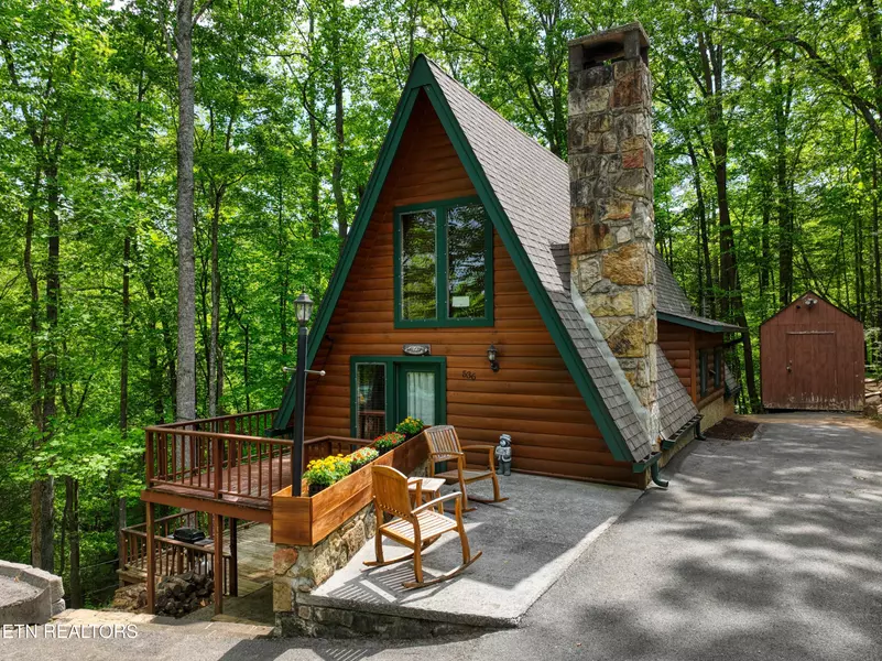 536 Ownby CIR, Gatlinburg, TN 37738