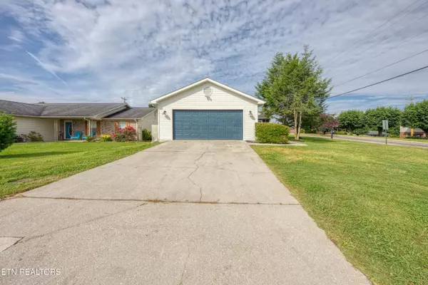 Maryville, TN 37803,102 Grand Vista DR