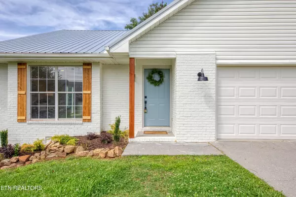 Maryville, TN 37804,345 Headrickview DR