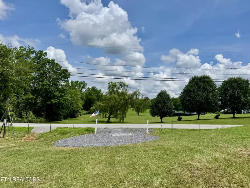 121 Shiloh Rd, Seymour, TN 37865