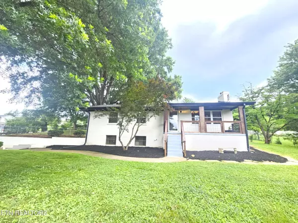 5501 Parker DR, Knoxville, TN 37924
