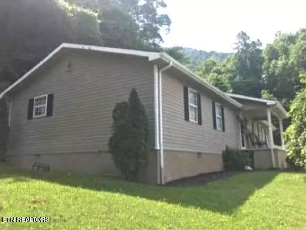 Pineville, KY 40977,47 Caldwell Cemetery Rd