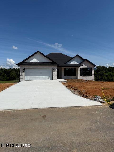 Seymour, TN 37865,1046 Pathways DR