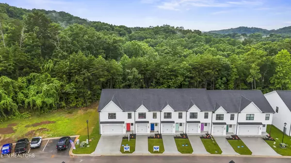 Knoxville, TN 37920,8851 Chapman Trace WAY