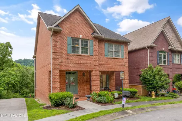 Oak Ridge, TN 37830,232 Park Meade PL