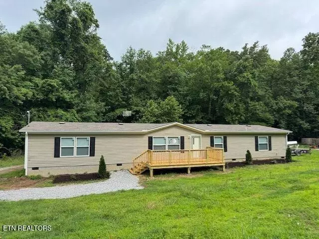 301 Edwards LN, Rockwood, TN 37854